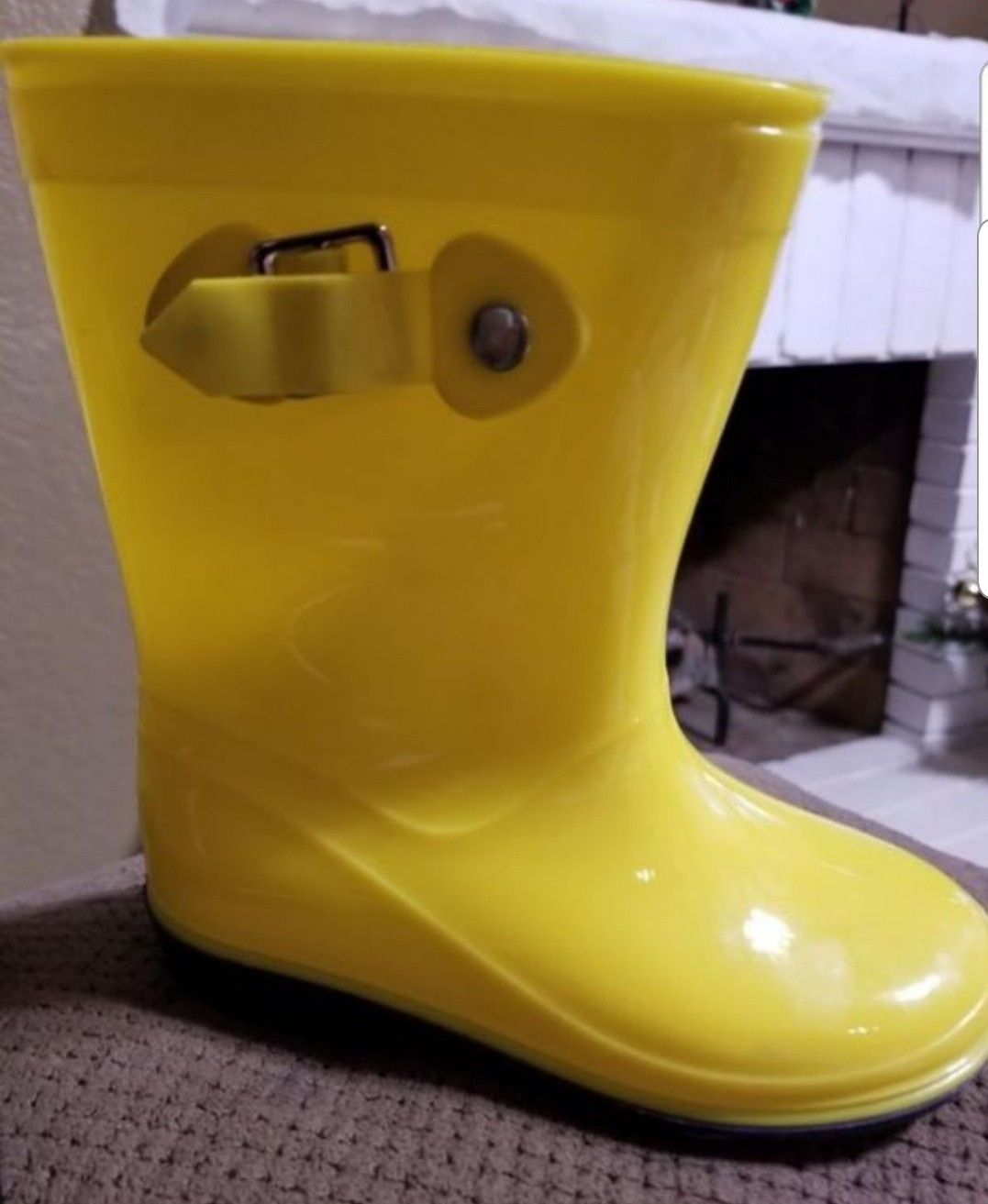 Rain boots size 11