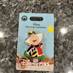 Disney Dancing Characters Queen of Hearts Pin.  Limited edition of 4000.  Brand new on original card.  