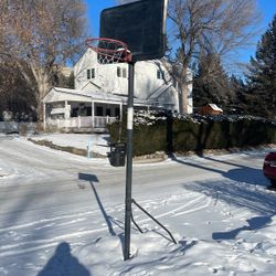 Good Working 10 Foot Basketball Hoop. 