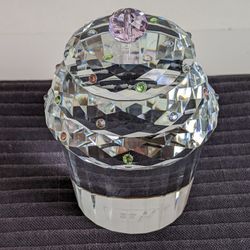 SIMON DESIGNS SD Cut Crystal Cupcake Paperweight Rhinestones