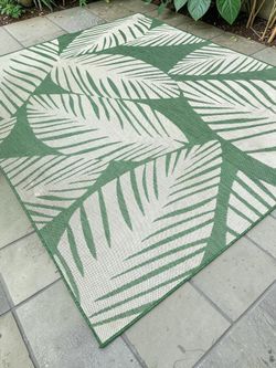 Palm 8x10 Outdoor Area Rug