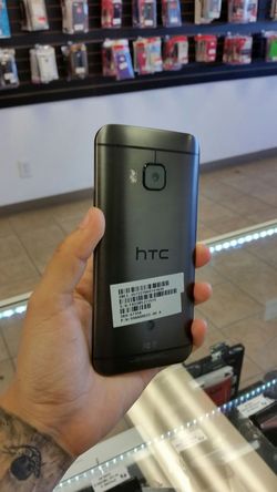 HTC ONE M9 32 GB UNLOCKED