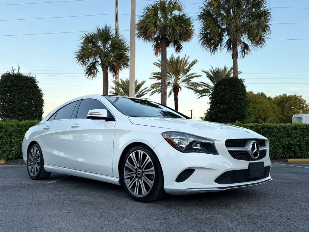 Mercedes-Benz CLA