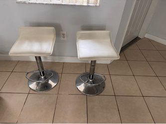 Set of 2 Adjustable Bar Stools