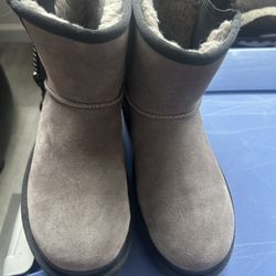 UGG zipper Boots 