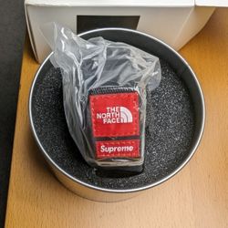 Supreme North face Casio 