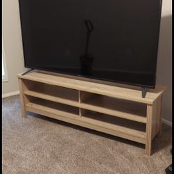 65 Inch Tv And XBOX one All Didgital 1TB W/2 Controllers 