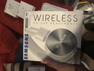 Wireless headphones