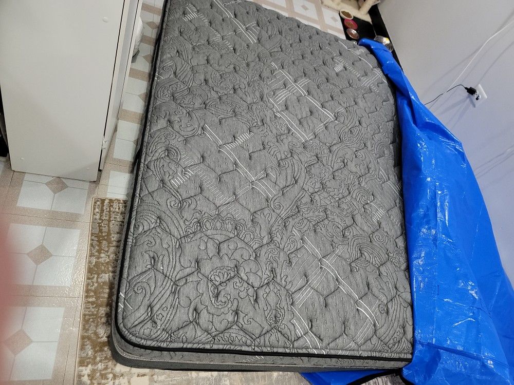 Bob-O-Pedic Hybrid Radiance Queen Extra Firm Mattress