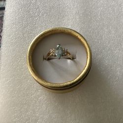 Vintage Ring Pale Blue Size 9.5