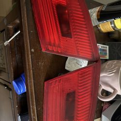 Set Of 2 OEM PRE-LCI Trunk Mounted Tail Lights