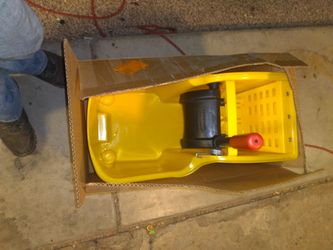 Rubbermaid Commercial Mop Bucket