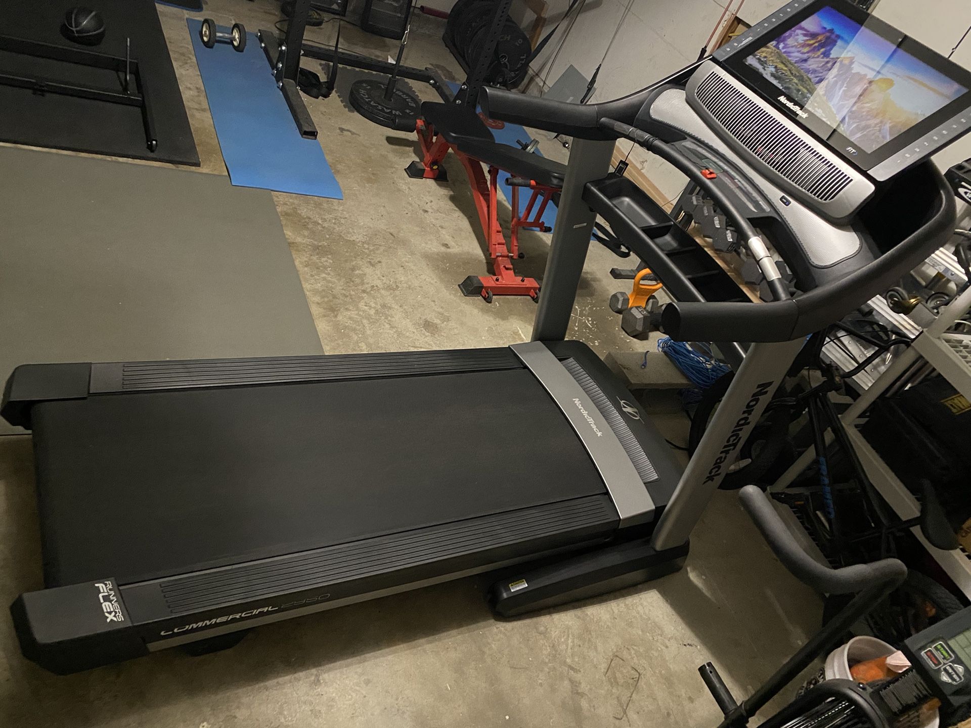 NordicTrack Commercial 2950 Treadmill