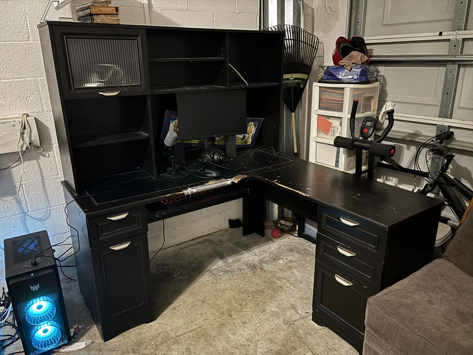 Computer Desk