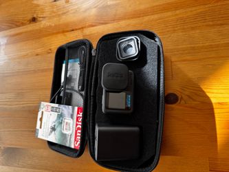 Go Pro hero 13 black bundle sale/trade