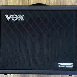 VOX CAMBRIDGE 50 1x12” GUITAR AMPLIFIER COMBO W/EFFECTS 50 WATTS