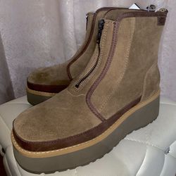UGG Cityfunc Zip Boots, Size 9