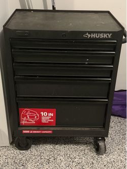 Husky tool storage container on wheels