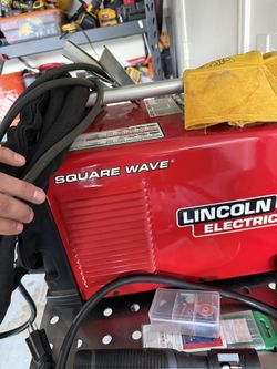 Lincoln Square Wave Tig 200