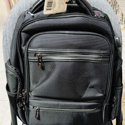Heritage Laptop Backback with tons of Zippers, rfid blocker New 