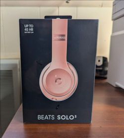 Beats Solo3 Rose Gold Unopened (Temp Sold)