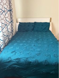 Pottery Barn Teen - Blair Classic Bed - Full