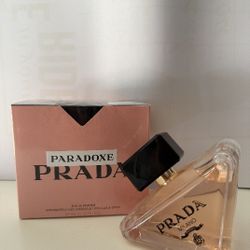 Prada Paradoxe
