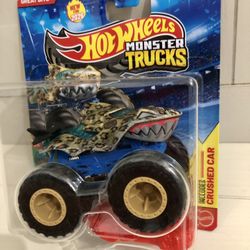 Hot Wheels Monster Trucks GREAT BITE Shark Truck Beast Bashers NEW 2026