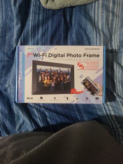 7in WiFi Digital Photo Frame