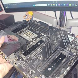 Asus ROG Strix Z690-E Gaming WiFi Desktop Motherboard - Intel Z690 Chipset