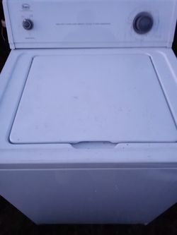 Matching set a Roper Washer and Dryer