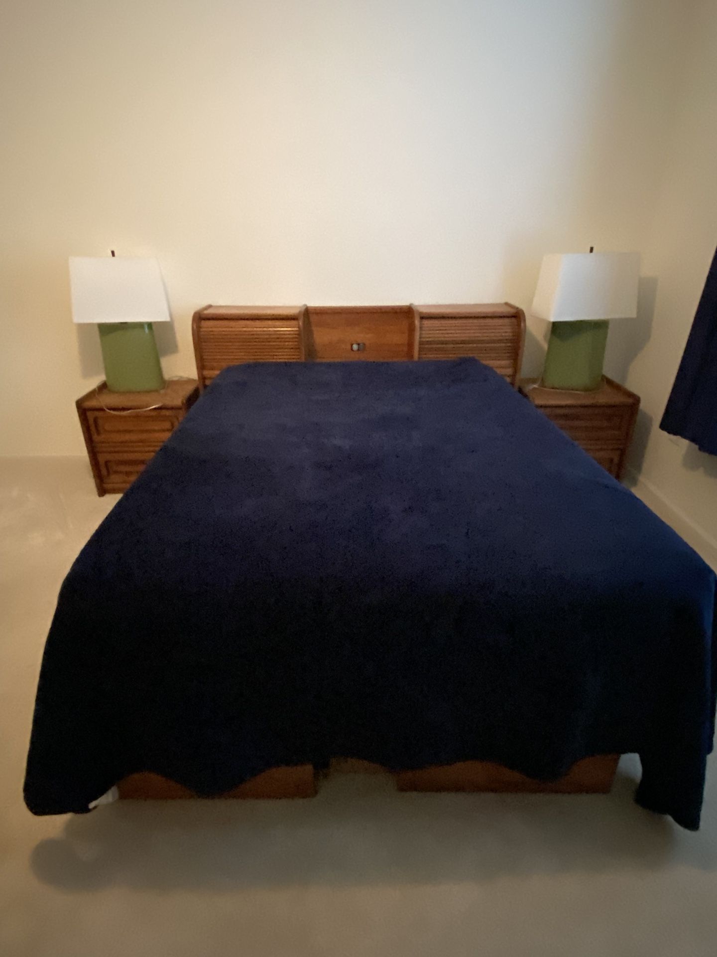 11 Piece Bedroom Set (full)