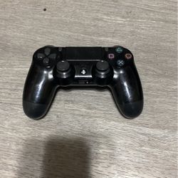 PS4 Controller