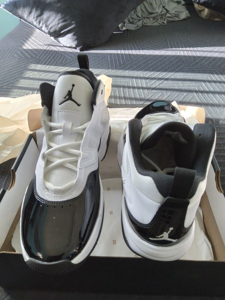Jordan's 100 New In Original Box
