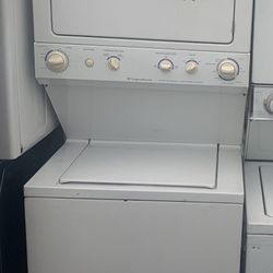 Refurbished Washer & Gas Dryer Stackable 27”