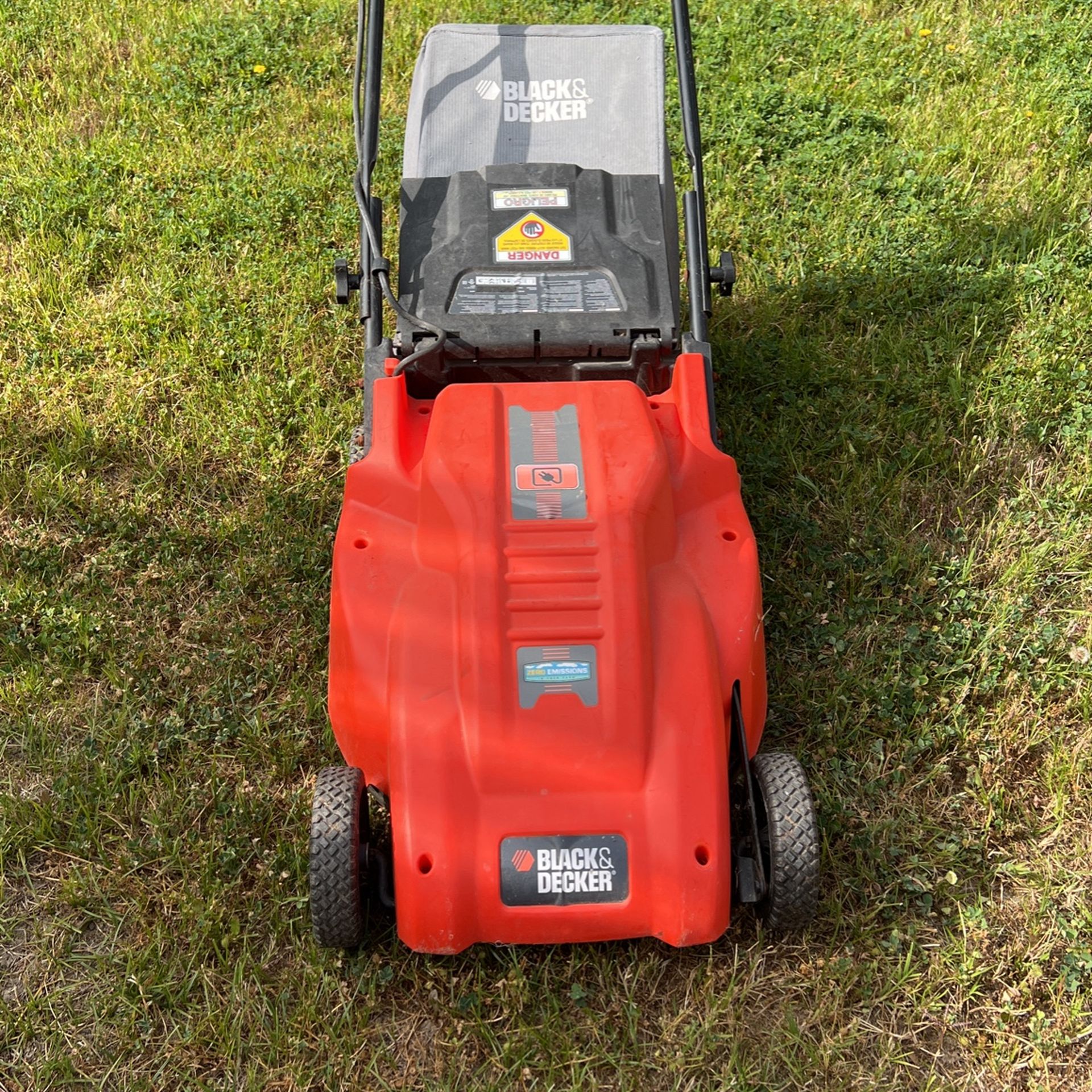 Black And Decker Electric Lawn Mower