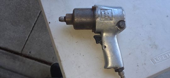 1/2 in drive air impact