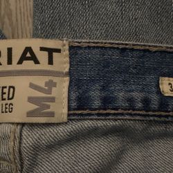 Ariat,Straight Leg M4 Jeans :size 38/30