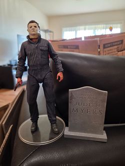 Michael Myers figure