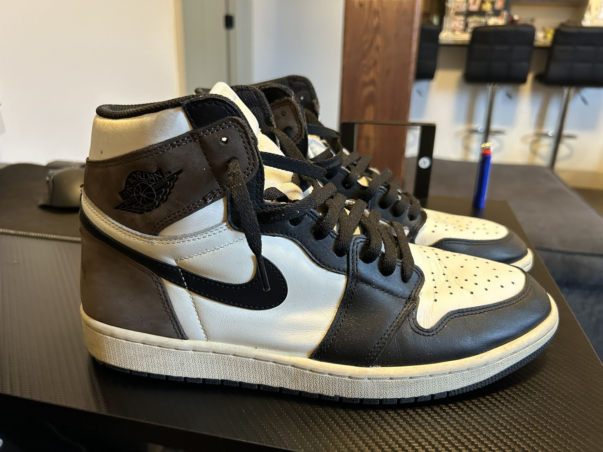Jordan 1 “Dark Mocha”