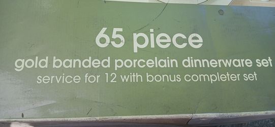 Dinner Set 65 pieces NEW $69