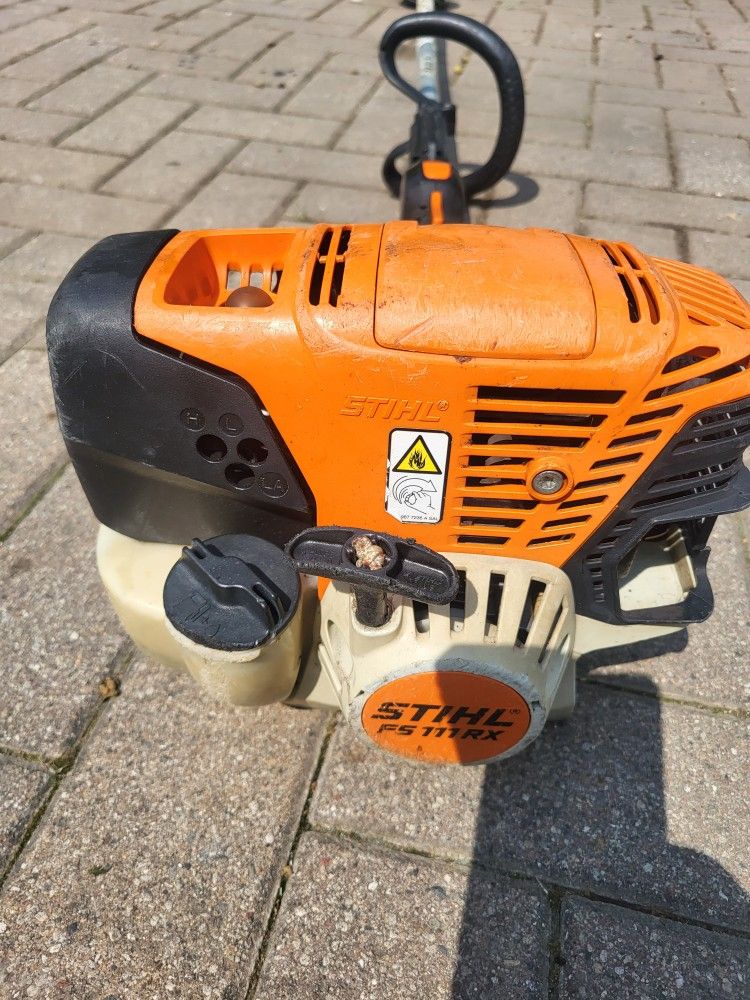 STIHL FS 111 RX gasoline string trimmer works well and is available