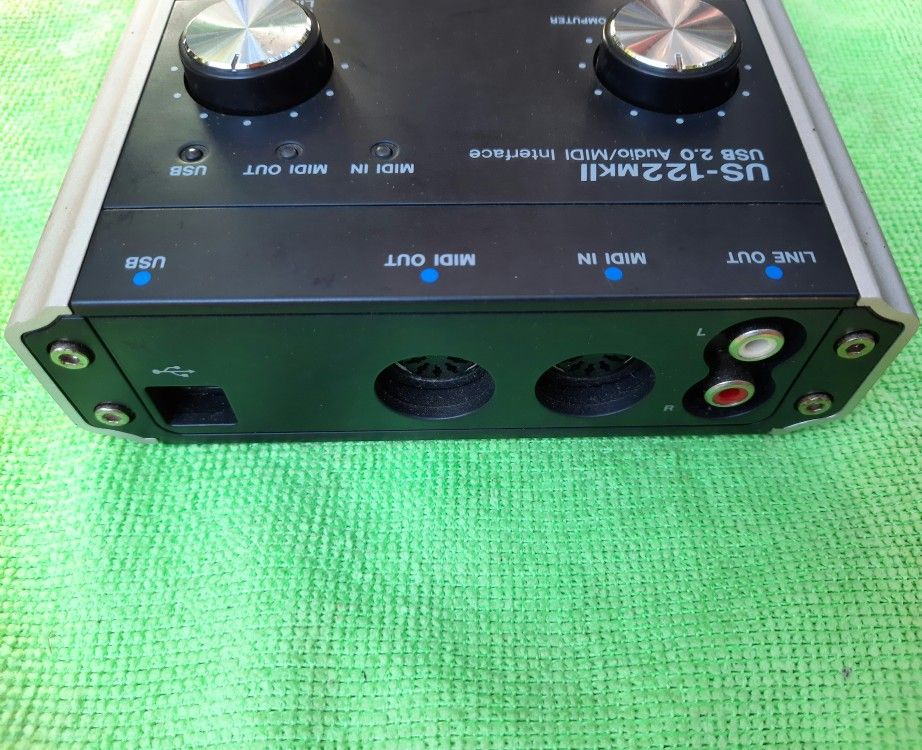 Tascam US122MKII Professional Audio USB MIDI Interface Controller Studio Music Recording Unit