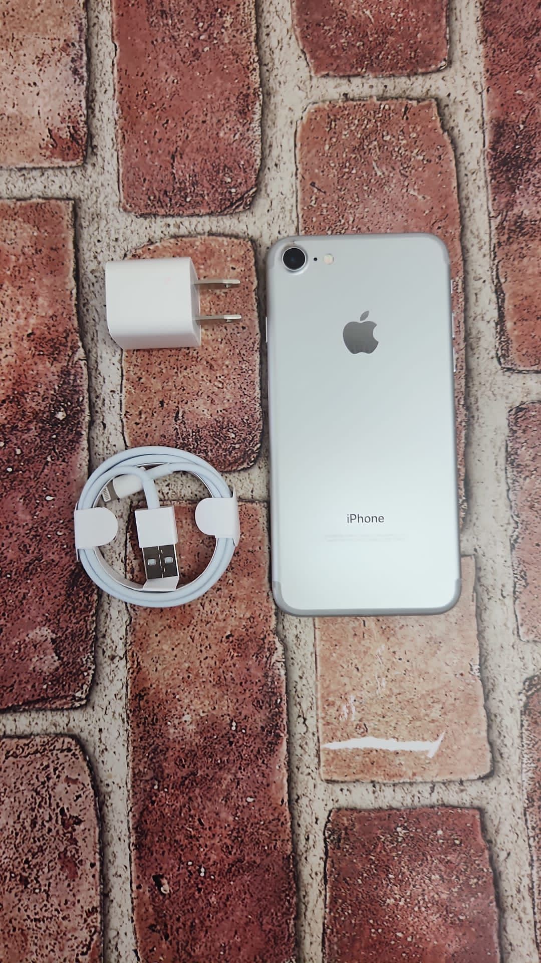 π Iphone 7 π32gb πunlock any sim