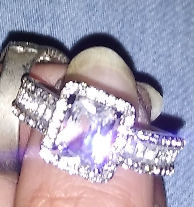 3 silver rings