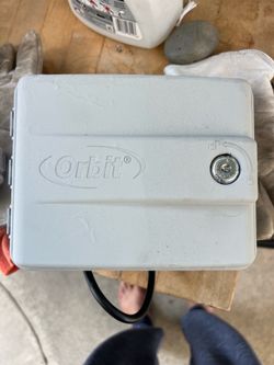 Orbit 4-Station Easy-Set Logic Indoor/Outdoor Irrigation Controller