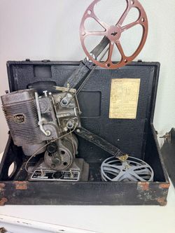 Vintage Ampro Precision Projector w/ Original Case & Power Cord, Powers On  lamp