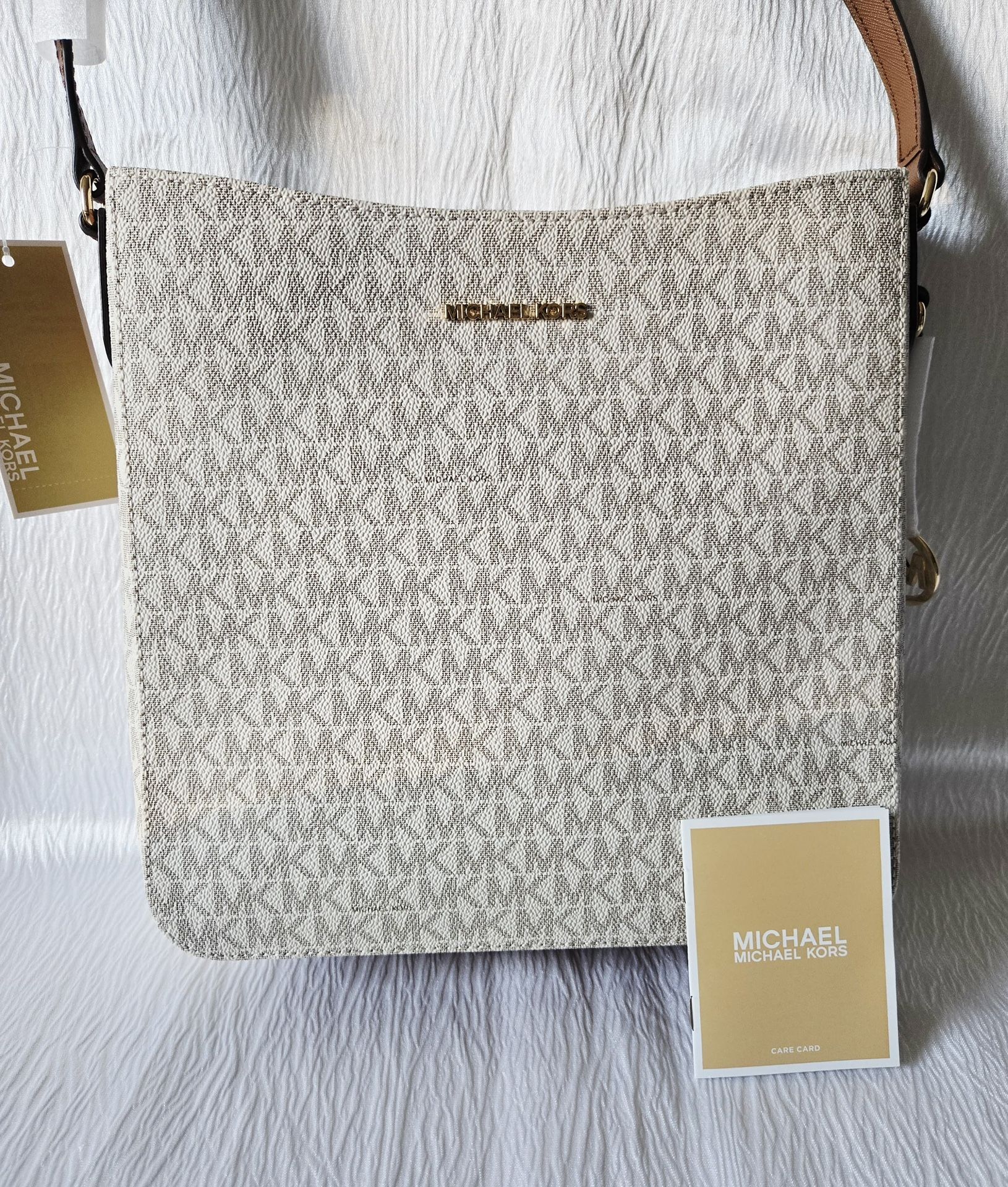 Michael Kors Jet Set travel Large Metallic Signature logo Bag Vanilla