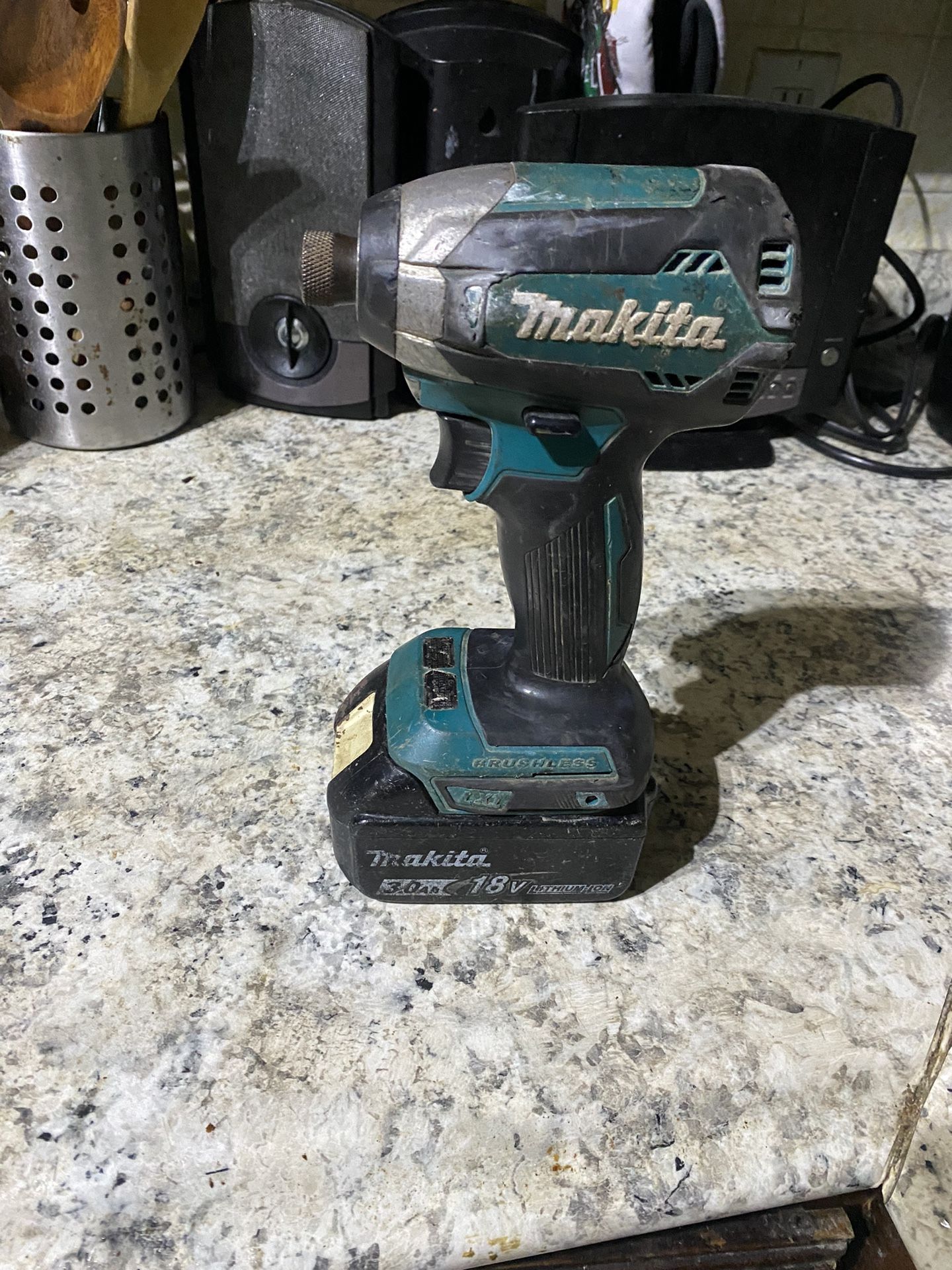 Used Makita Drill With Battery $30