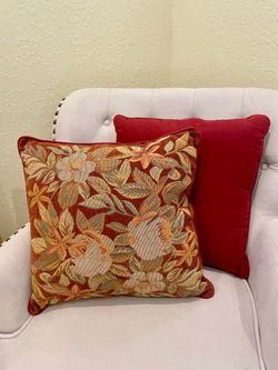 Decorative pillows